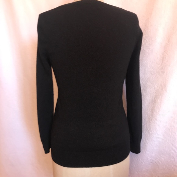 Jack and Lisa black cashmere sweater XS . - Picture 4 of 7